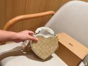 Uubags Coach Heart Crossbody Bag In Signature Canvas 2 18x15cm - 5