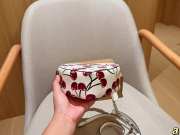 Uubags Coach Cherry Print Heart Crossbody Bag White 18x15cm - 2