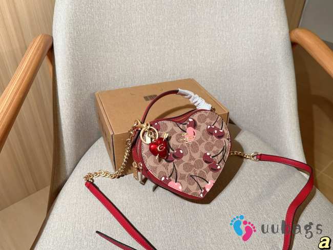 Uubags Coach Cherry Print Heart Crossbody Bag Tan 18x15cm - 1