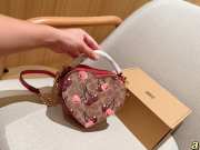 Uubags Coach Cherry Print Heart Crossbody Bag Tan 18x15cm - 3