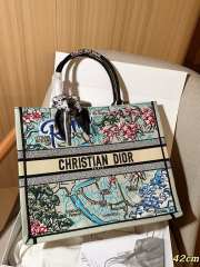 Uubags Christian Dior Book Tote Embroidered Canvas Large Bag In Blue 42cm - 4