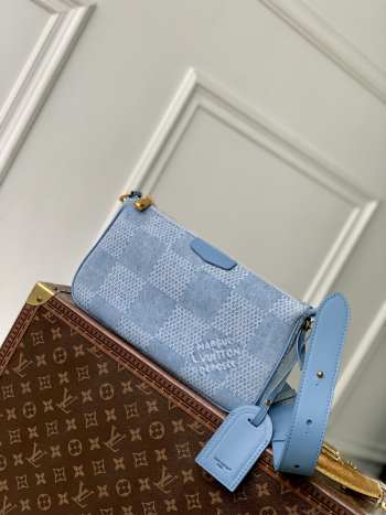 Uubags Louis Vuitton N00204 Pochette Accessories XL Bag Denim Blue 28x16.5x9cm