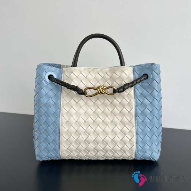 Uubags Bottega Veneta Small Andiamo Bag Blue/White 25x20x10cm - 1