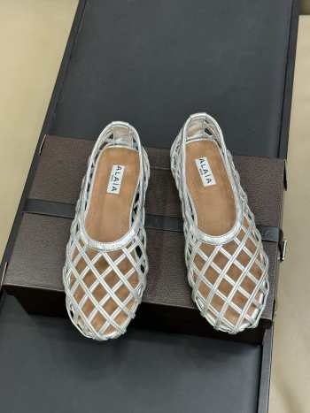Uubags Alaia Grege Cage Ballet Flats In Silver Patent Calfskin 