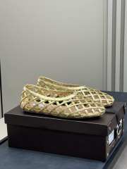 Uubags Alaia Grege Cage Ballet Flats In Gold Patent Calfskin - 3