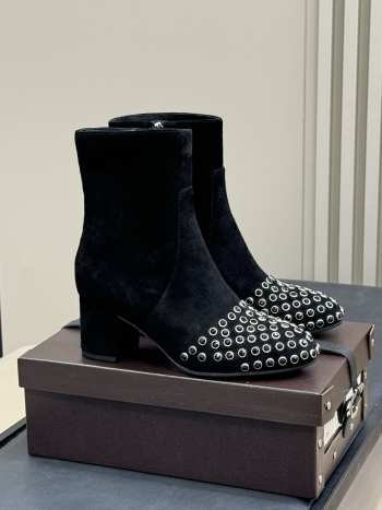 Uubags Alaia Low Boots In Strass Suede In Black 6cm