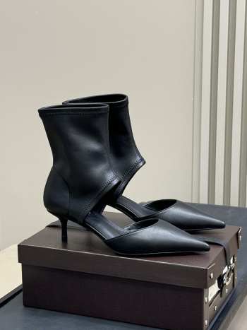 Uubags Alaia low boots in stretch goatskin leather black 5.5cm
