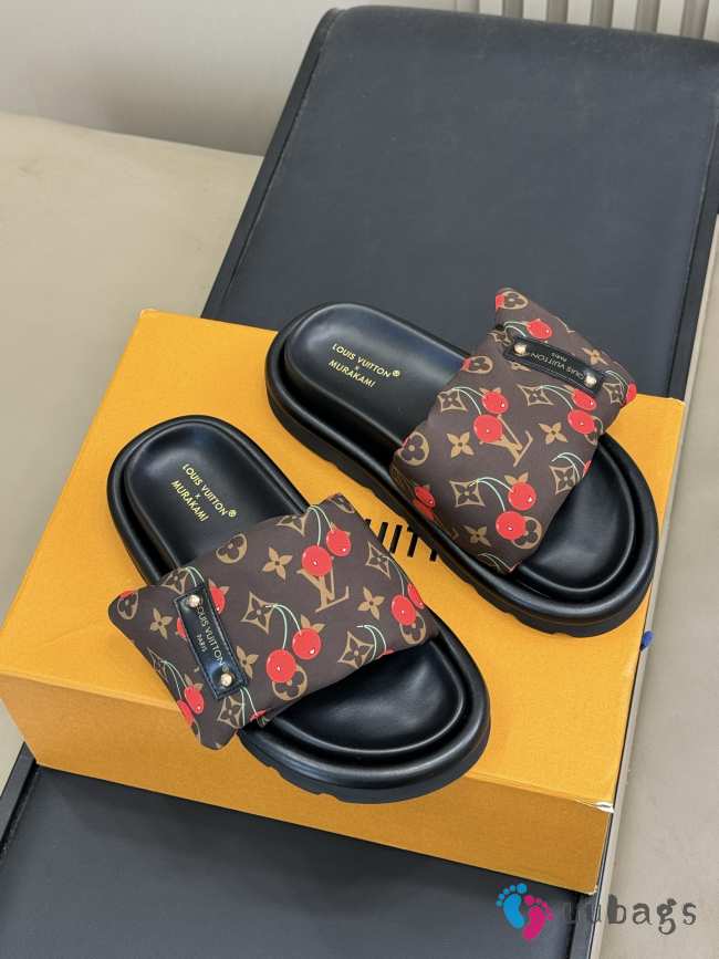 Uubags Louis Vuitton Cherry monogram slippers 01 - 1