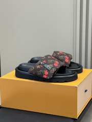 Uubags Louis Vuitton Cherry monogram slippers 01 - 6