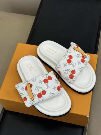 Uubags Louis Vuitton Cherry monogram slippers 02