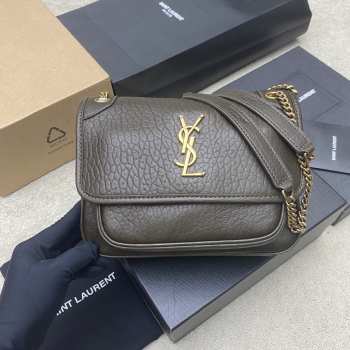 Uubags YSL Niki small bag in grained lambskin light musk 22x16x7.5cm