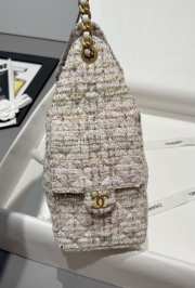 Uubags Chanel 25 Small Handbag Wool Tweed & Gold-Tone Metal Ecru, Khaki, Gold & Red 30x26x14cm - 2