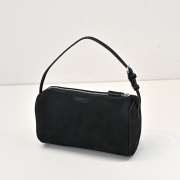 Uubags The Row 90's Bag In Black Suede 19.5x10x8cm - 6