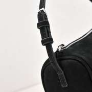 Uubags The Row 90's Bag In Black Suede 19.5x10x8cm - 4