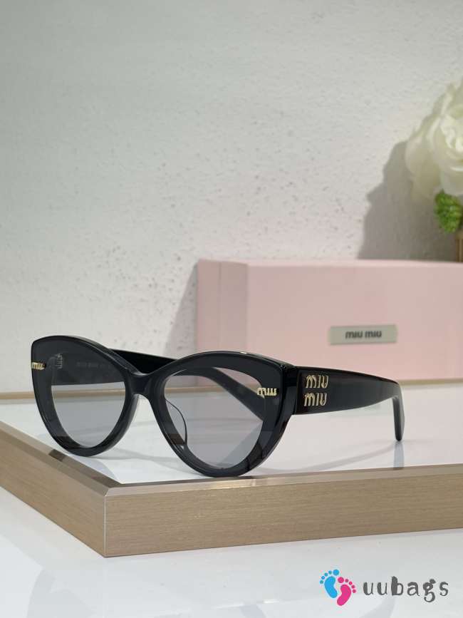 Uubags Miu Miu Ladies Cat Eye Sunglasses - 1