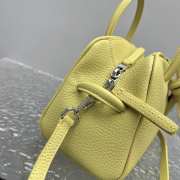 Uubags Jacquemus La Croisiere Small Soft Turismo Light Yellow Bowling Bag 26x16x11cm - 2