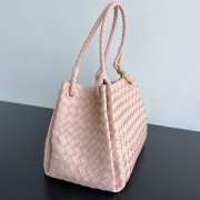 Uubags Bottega Veneta Large Parachute intrecciato leather bag in pink 30x26x20cm - 6