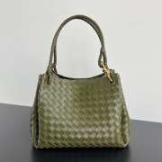 Uubags Bottega Veneta Large Parachute intrecciato leather bag in green 30x26x20cm - 1