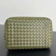 Uubags Bottega Veneta Large Parachute intrecciato leather bag in green 30x26x20cm - 4