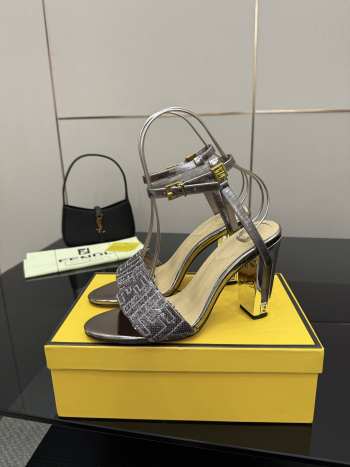 Uubags Fendi Metallic Silver Delfina FF Sequin Sandals 10cm
