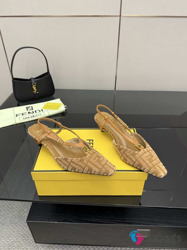 Uubags Fendi Cut Baguette Ankle Strap Pump 5cm 01 - 1