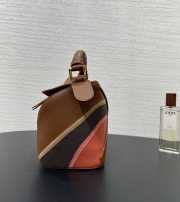 Uubags Loewe small Puzzle Edge landscape bag in pecan/parrot pink nappa calfskin 24x16.5x10.5cm - 2