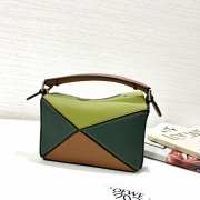 Uubags Loewe Puzzle 10 Paula’s Ibiza Kiwi re-edition bag in green classic calfskin 18x11x7.5cm - 4