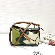 Uubags Loewe Puzzle 10 Paula’s Ibiza Kiwi re-edition bag in green classic calfskin 18x11x7.5cm - 2