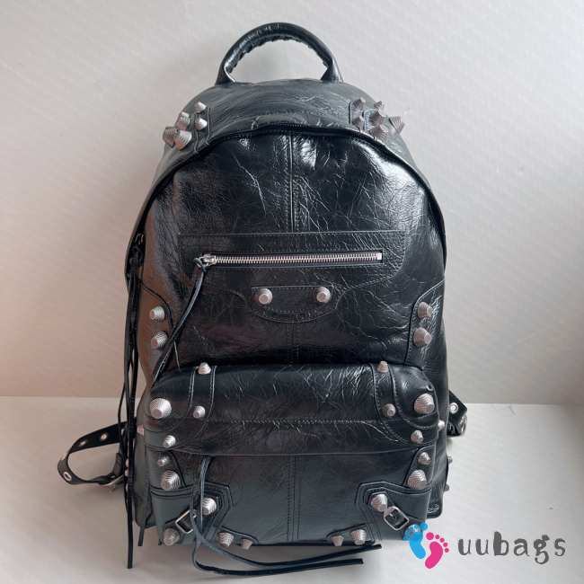 Uubags Balenciaga Le Cagole Backpack in black Arena lambskin, aged-silver hardware 33x9x48cm - 1
