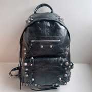 Uubags Balenciaga Le Cagole Backpack in black Arena lambskin, aged-silver hardware 33x9x48cm - 1