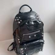 Uubags Balenciaga Le Cagole Backpack in black Arena lambskin, aged-silver hardware 33x9x48cm - 3