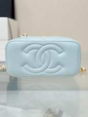 Uubags Chanel Classic Vanity Case Granied Calfskin & Gold-Tone Metal Light Blue 17x9.5x8cm - 4