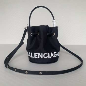 Uubags Balenciaga Drawstring Bucket Bag In Black 15x15x18cm