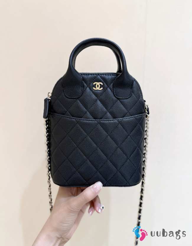 Uubags Chanel Clutch With Chain Suede, Sheepskin & Gold Metallic Black 18x17x6cm - 1