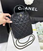 Uubags Chanel Clutch With Chain Suede, Sheepskin & Gold Metallic Black 18x17x6cm - 3