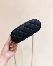 Uubags Chanel Clutch With Chain Suede, Sheepskin & Gold Metallic Black 18x17x6cm - 4