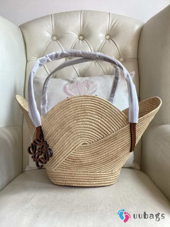 Uubags Loewe Petal Basket Bag In Raffia And Calfskin 24.5x48x13cm - 1