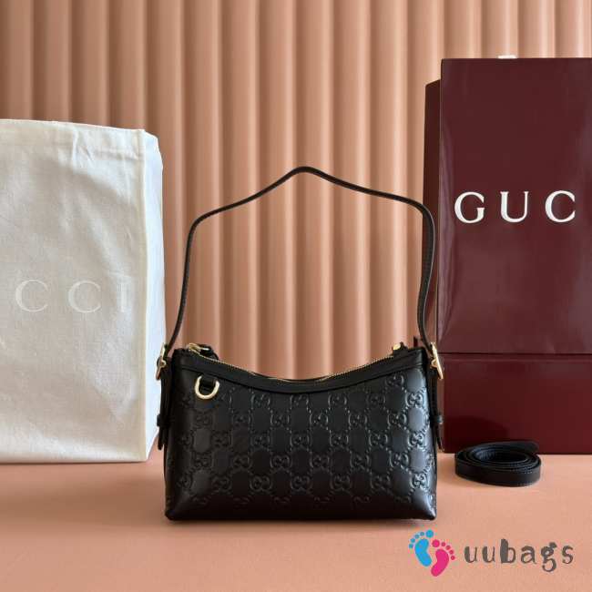 Uubags Gucci Emblem small shoulder bag black GG embossed leather 22x14x8cm - 1