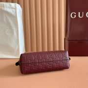 Uubags Gucci Emblem small shoulder bag red GG embossed leather 22x14x8cm - 4
