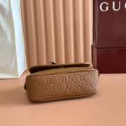 Uubags Gucci emblem small brown embossed GG leather bag 20.5x13x7cm - 6