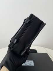 Uubags Prada 1BD334 Re-Nylon and Saffiano leather bag in black 22x16x8.5cm - 4