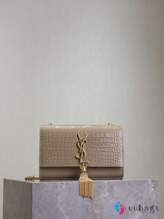 Uubags YSL Beige Kate Small Classic Tassel Clutch in Crocodile Embossed Bag 20x13.5x5.5cm - 1
