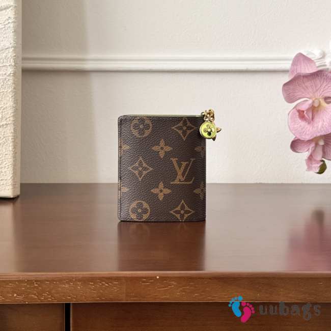 Uubags Louis Vuitton M14613 Charms Wallet Monogram Zesty Lime 9x10x2.5cm - 1