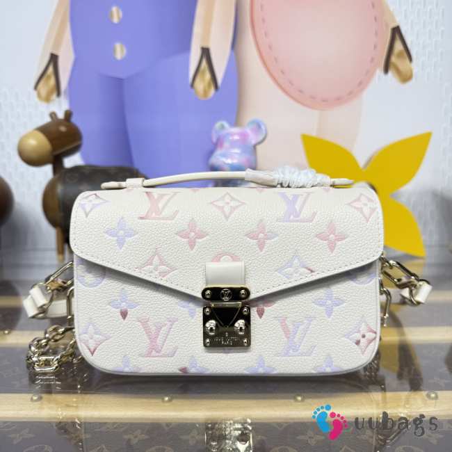 Uubags Louis Vuitton M25682 Pochette Metis East West Bag Dream Cream Color 21.5x13.5x6cm - 1
