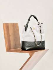 Uubags Chanel Shopping Bag Suede Calfskin, Shiny Lambskin & Gold-Tone Metal Grey & Black 33x29x11cm - 6