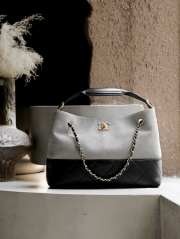 Uubags Chanel Shopping Bag Suede Calfskin, Shiny Lambskin & Gold-Tone Metal Gray & Black 24x36x14cm - 1