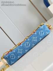 Uubags Louis Vuitton M13994 LV x TM Pochette Accessoires monogram cherry denim bag 13x4x22cm - 2
