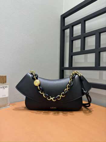 Uubags Loewe medium Ola bag in black smooth calfskin 26x18x13cm