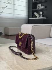 Uubags Chanel 19 Bag Burgundy Shiny Lambskin, Gold-Tone, Silver-Tone & Ruthenium-Finish Metal 16x26x9cm - 3