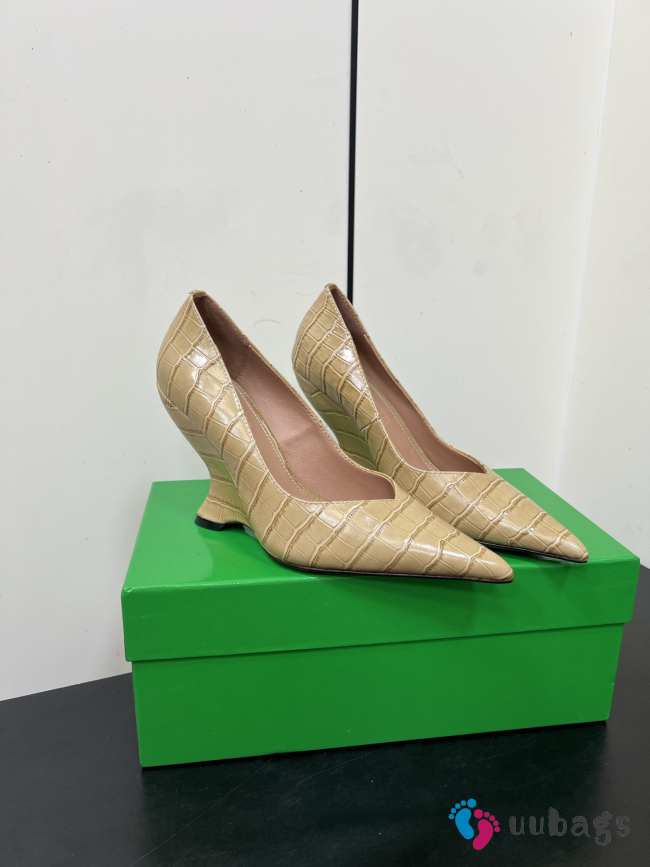 Uubags Bottega Veneta Punta Pumps In Beige 10cm - 1